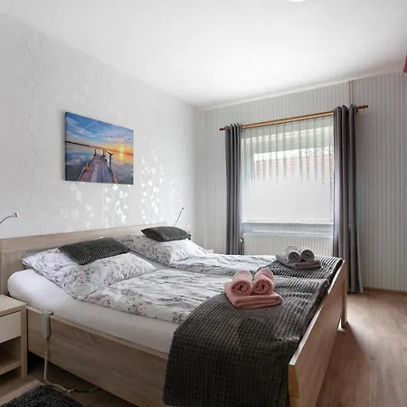 Ferienwohnungen Tetens Nordstrand Esterno foto